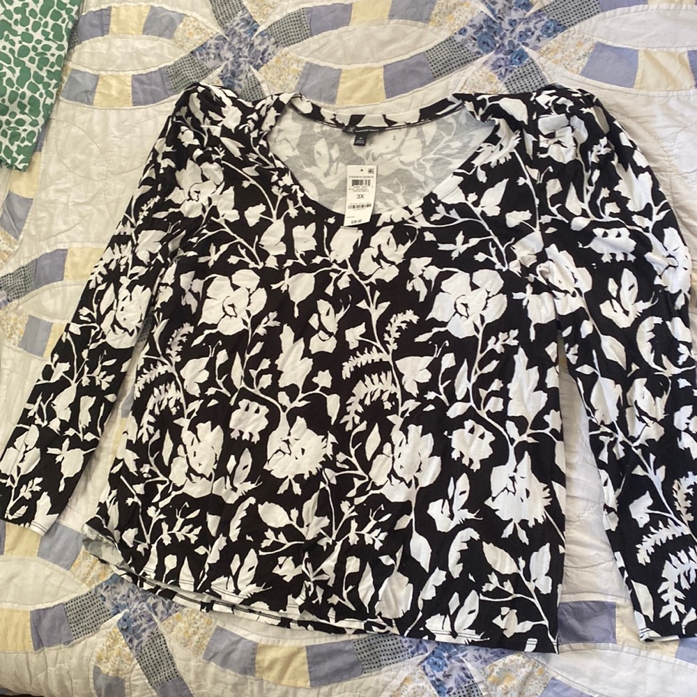 INC black white floral top